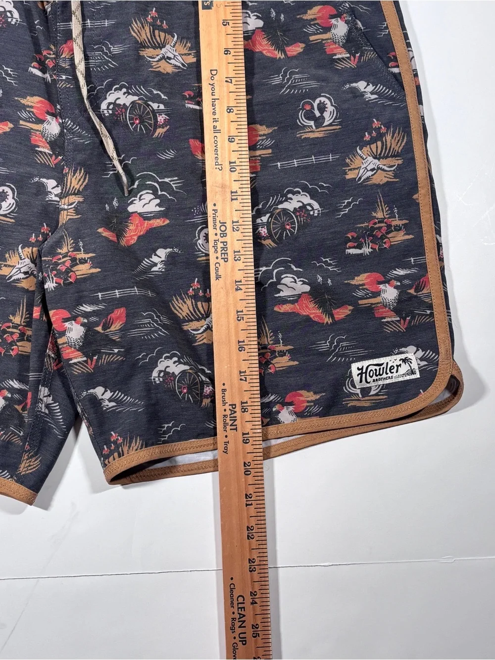 Howler Brothers Bruja Boardshorts Size 38 surfcore athleisure gorpcore skatecore